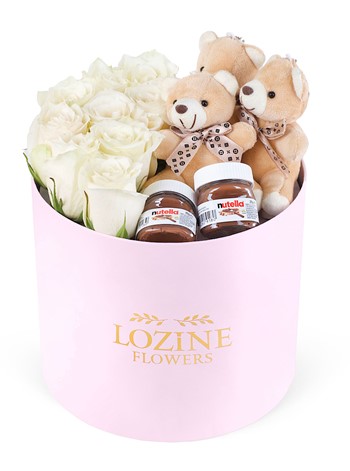 Yuvarlak Büyük Pembe Kutuda Nutella ve Ayıcıklı Beyaz Gül