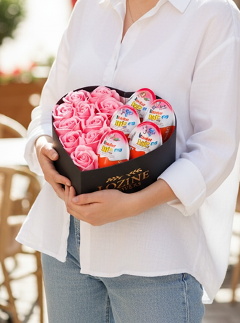 Kalp Kutuda Yapay Gül & Kinder Joy