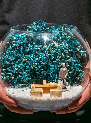 Teraryum Yeni İş Tebrik - Turkuaz - Vizon Takım Elbiseli