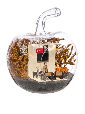 Teraryum  Öğretmenler Günü Erkek Objeli