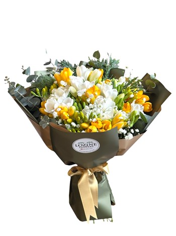 Beyaz Ve Sarı Frezya Buketi